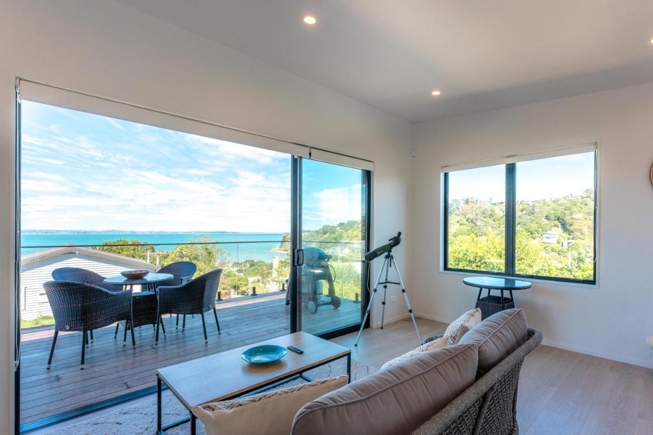 Luna Cottage. Stunning Ocean Views On Waiheke Oneroa Екстериор снимка