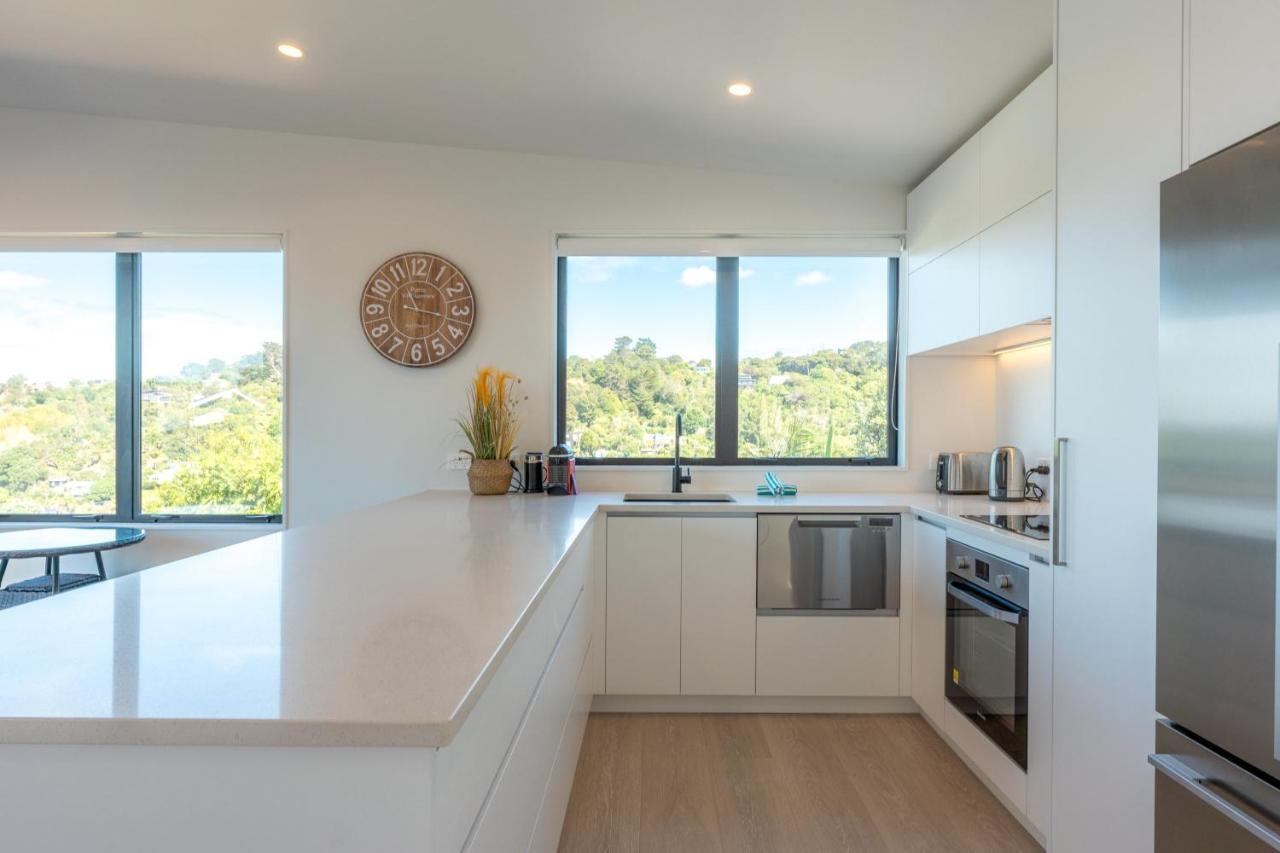 Luna Cottage. Stunning Ocean Views On Waiheke Oneroa Екстериор снимка
